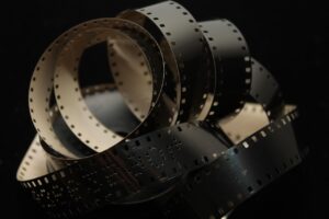 高齢者の黒ずみや臭いを解消するための安全性は？
