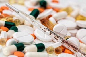 黒ずみを改善するための皮膚科でのクリーム処方はどのようなものですか？